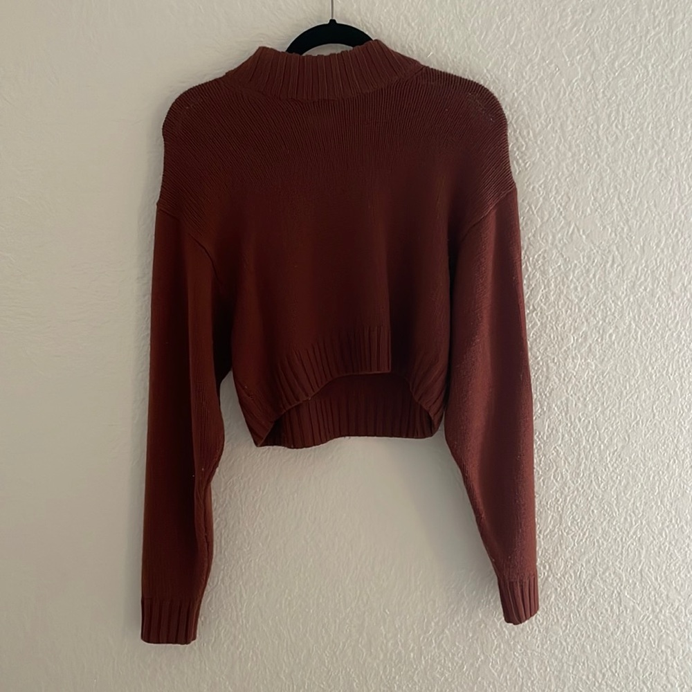 Cropped sweater from Aritzia